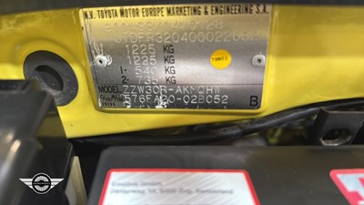 Lot 524 - 2001 TOYOTA MR2 ROADSTER VVTI