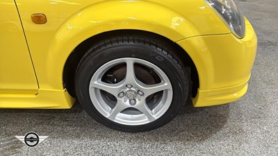 Lot 524 - 2001 TOYOTA MR2 ROADSTER VVTI