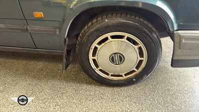 Lot 484 - 1990 VOLVO 740 GLE AUTO