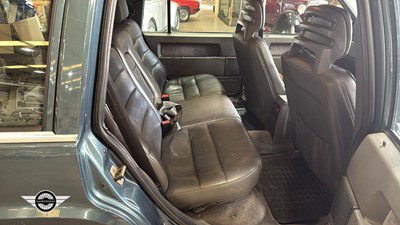 Lot 484 - 1990 VOLVO 740 GLE AUTO