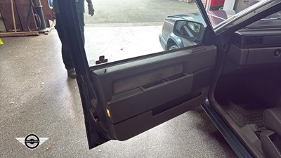 Lot 484 - 1990 VOLVO 740 GLE AUTO