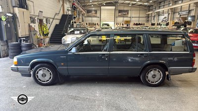 Lot 484 - 1990 VOLVO 740 GLE AUTO