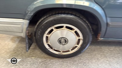 Lot 484 - 1990 VOLVO 740 GLE AUTO