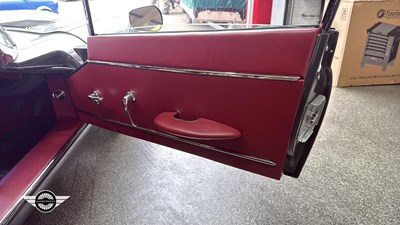 Lot 490 - 1966 JAGUAR 'E' TYPE