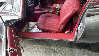 Lot 490 - 1966 JAGUAR 'E' TYPE