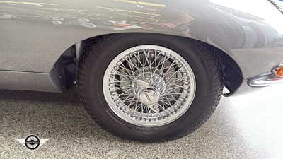 Lot 490 - 1966 JAGUAR 'E' TYPE
