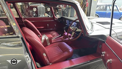 Lot 490 - 1966 JAGUAR 'E' TYPE