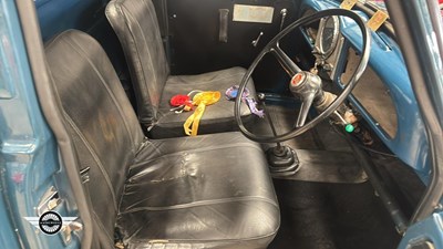 Lot 572 - 1972 MORRIS 6 CWT VAN