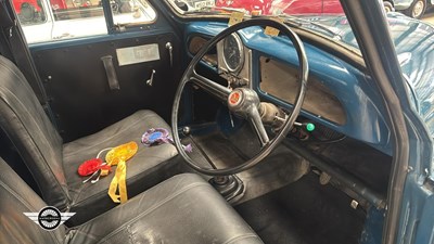 Lot 572 - 1972 MORRIS 6 CWT VAN