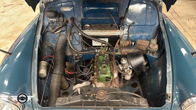 Lot 572 - 1972 MORRIS 6 CWT VAN