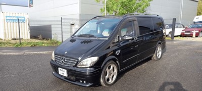 Lot 8 - 2004 MERCEDES-BENZ VIANO