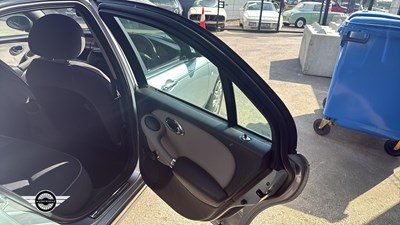 Lot 492 - 2004 ROVER 75 CLASSIC SE