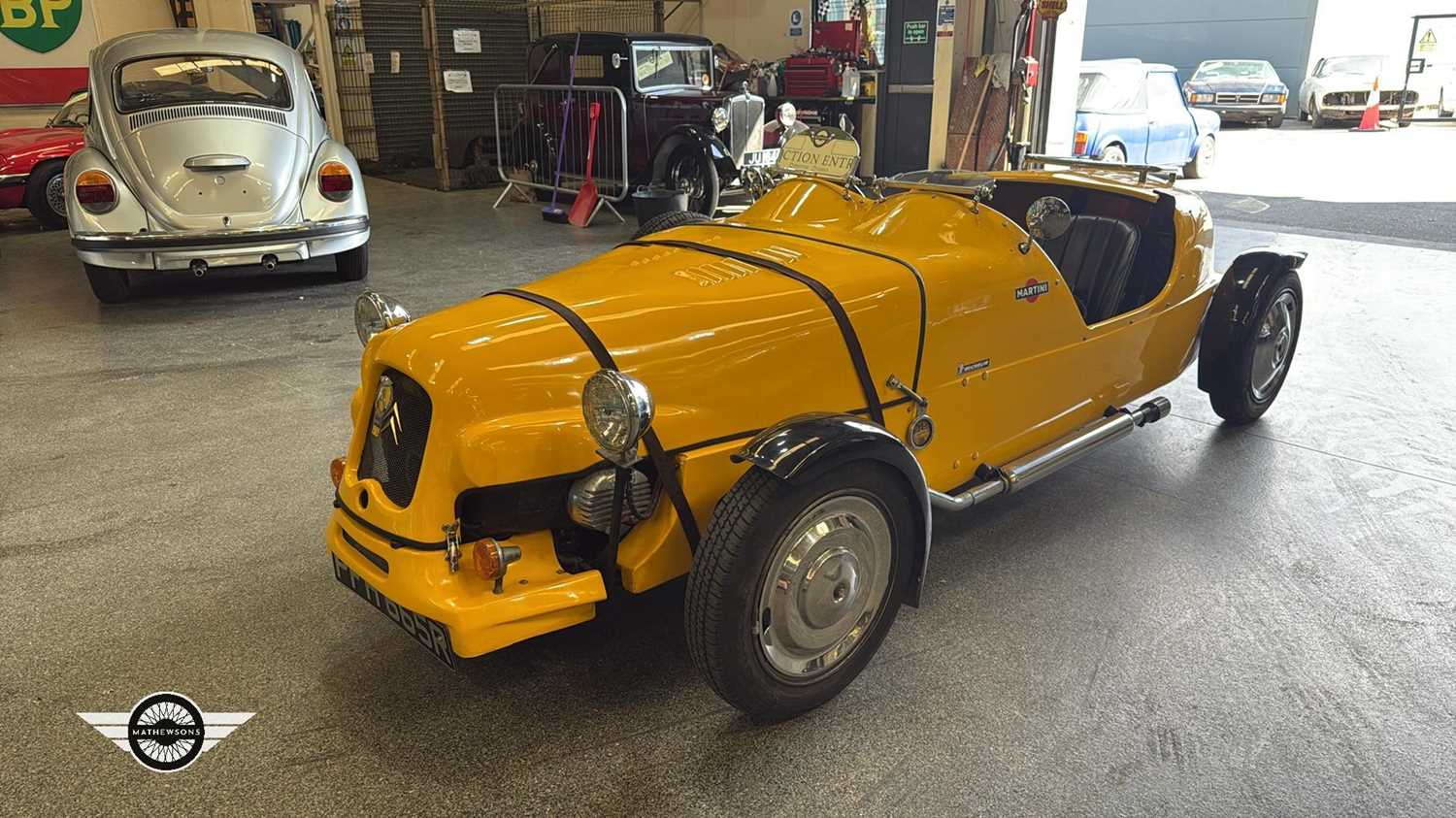 Lot 590 - 1976 CITROEN AMI 8 CONFORT