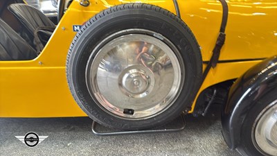 Lot 590 - 1976 CITROEN AMI 8 CONFORT