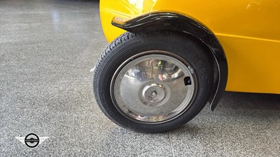 Lot 590 - 1976 CITROEN AMI 8 CONFORT