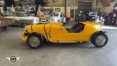 Lot 590 - 1976 CITROEN AMI 8 CONFORT
