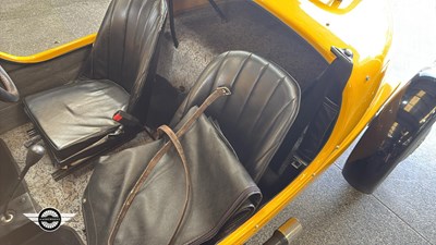 Lot 590 - 1976 CITROEN AMI 8 CONFORT