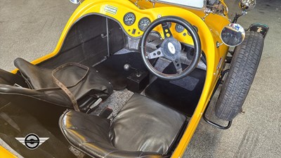 Lot 590 - 1976 CITROEN AMI 8 CONFORT