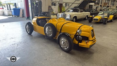 Lot 590 - 1976 CITROEN AMI 8 CONFORT