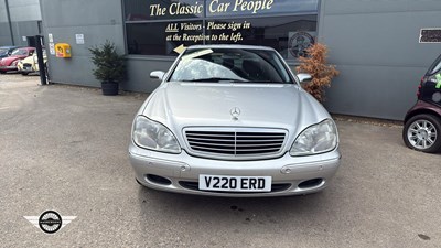 Lot 602 - 1999 MERCEDES S320 AUTO