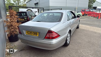Lot 602 - 1999 MERCEDES S320 AUTO