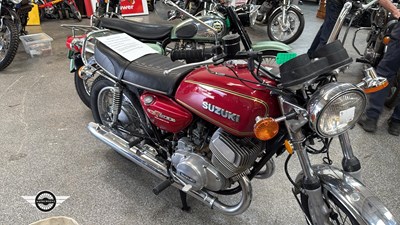Lot 60 - 1975 SUZUKI GT500