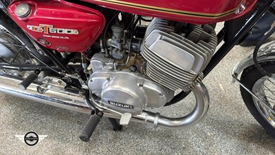 Lot 60 - 1975 SUZUKI GT500