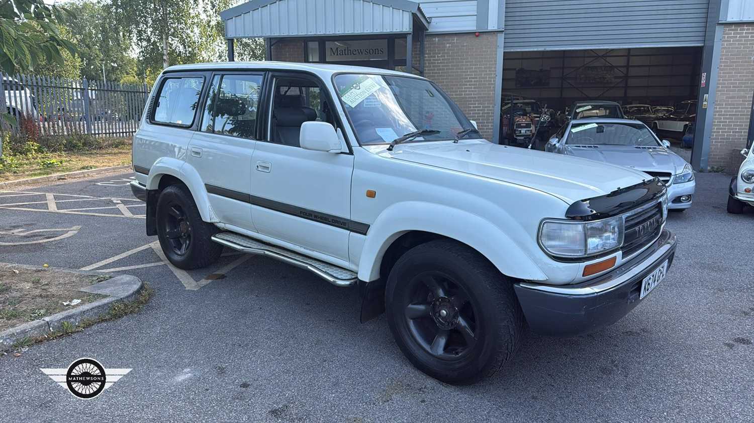 Lot 896 - 1993 TOYOTA LANDCRUISER VX AUTO