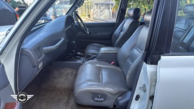 Lot 896 - 1993 TOYOTA LANDCRUISER VX AUTO