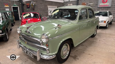 Lot 862 - 1957 MORRIS ISIS