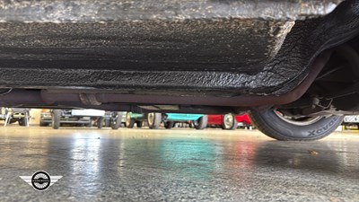 Lot 536 - 1983 MERCEDES 380 SL AUTO