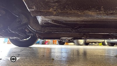 Lot 536 - 1983 MERCEDES 380 SL AUTO