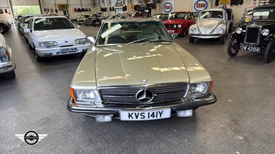 Lot 536 - 1983 MERCEDES 380 SL AUTO