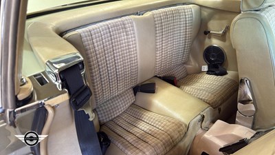 Lot 536 - 1983 MERCEDES 380 SL AUTO