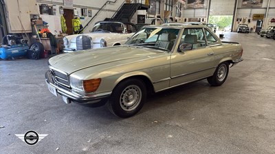 Lot 536 - 1983 MERCEDES 380 SL AUTO