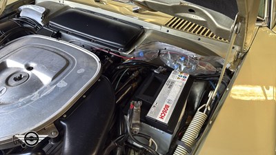 Lot 536 - 1983 MERCEDES 380 SL AUTO