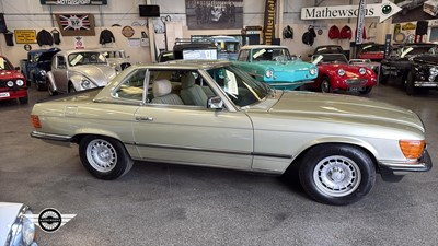 Lot 536 - 1983 MERCEDES 380 SL AUTO