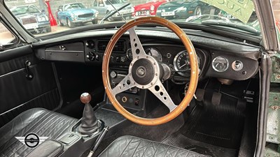 Lot 746 - 1973 MG B