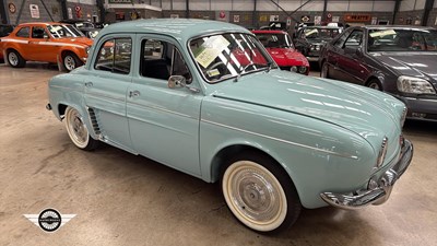 Lot 680 - 1963 RENAULT