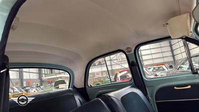 Lot 680 - 1963 RENAULT