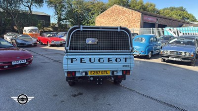 Lot 54 - 1988 PEUGEOT 504 GL DIESEL