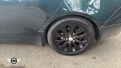 Lot 772 - 2015 JAGUAR XE PORTFOLIO D