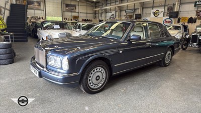Lot 724 - 2001 ROLLS ROYCE SILVER SERAPH AUTO