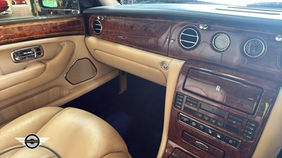 Lot 724 - 2001 ROLLS ROYCE SILVER SERAPH AUTO
