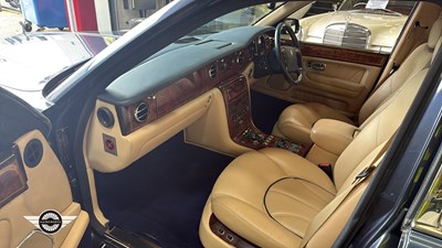 Lot 724 - 2001 ROLLS ROYCE SILVER SERAPH AUTO