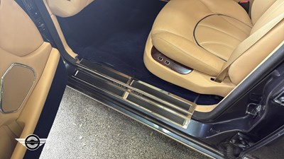Lot 724 - 2001 ROLLS ROYCE SILVER SERAPH AUTO