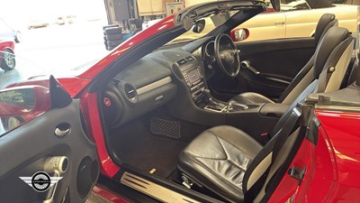 Lot 864 - 2005 MERCEDES SLK 350 AUTO