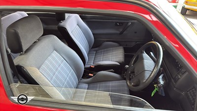 Lot 2 - 1989 VOLKSWAGEN GOLF GTI