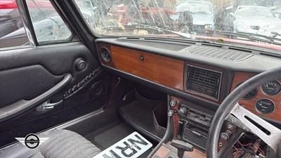 Lot 4 - 1974 TRIUMPH STAG