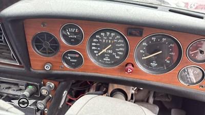 Lot 4 - 1974 TRIUMPH STAG